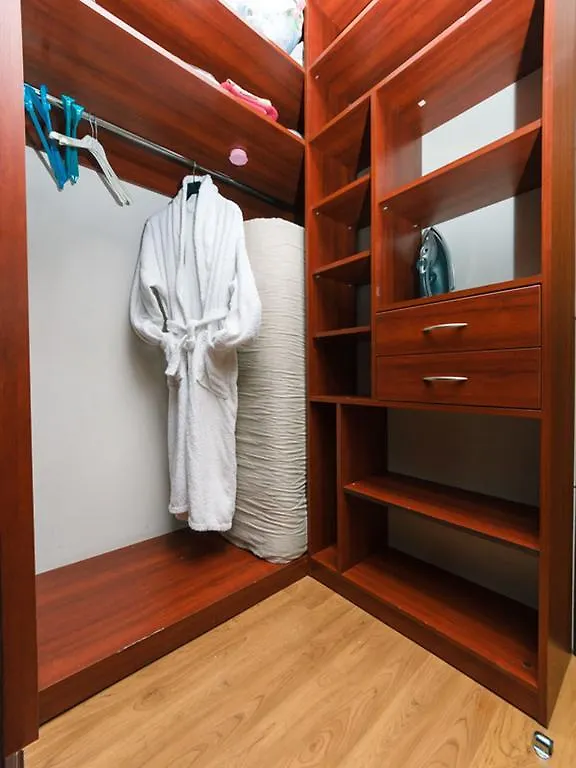 Apartment On Kostyolna Street 10 Kiev Ukraine